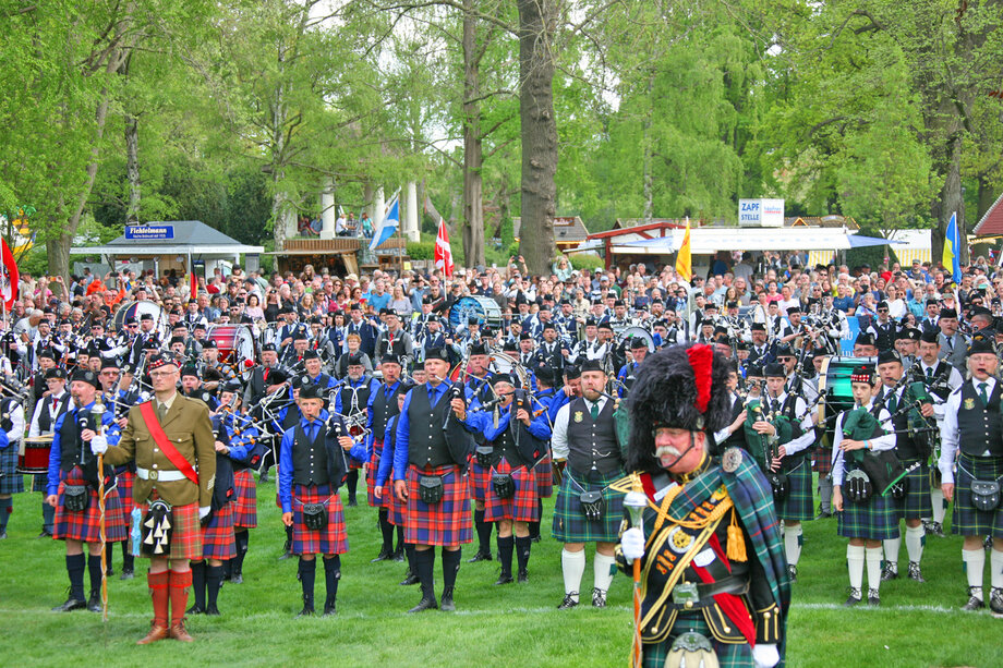 Highland Gathering Peine